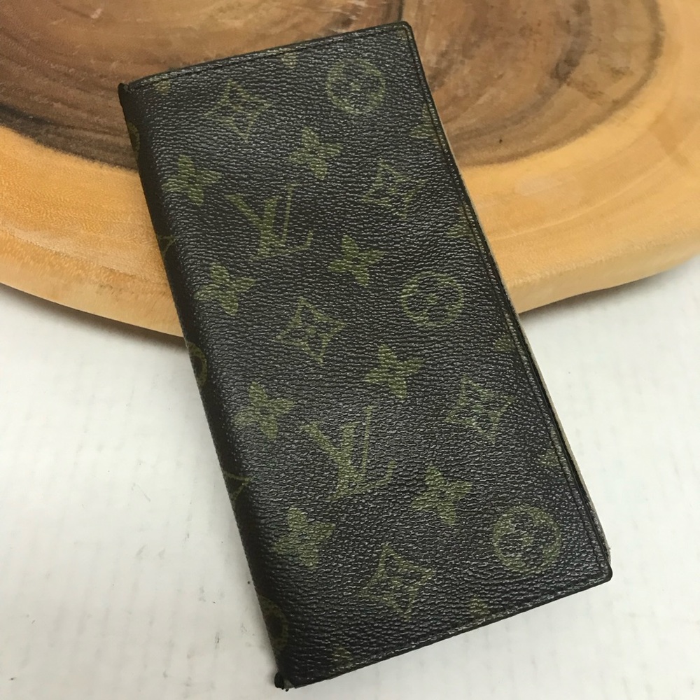 Vintage Louis Vuitton Monogram Classic Wallet